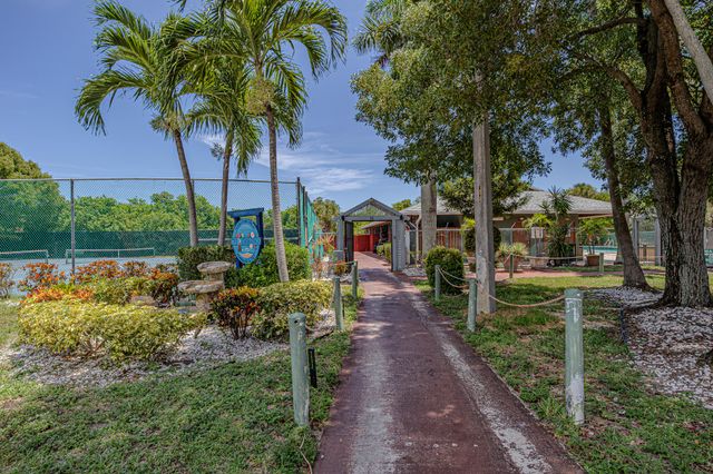 7 CROSSINGS Circle C, Boynton Beach, FL 33435