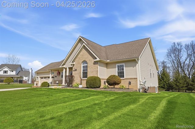 4325 Kellie Court, Oceola Township, MI 48855
