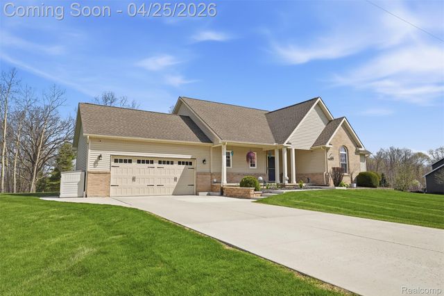 4325 Kellie Court, Oceola Township, MI 48855