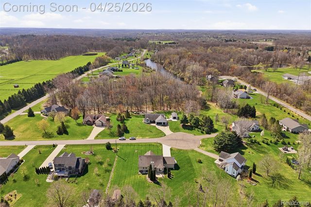 4325 Kellie Court, Oceola Township, MI 48855