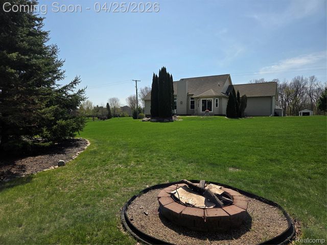 4325 Kellie Court, Oceola Township, MI 48855