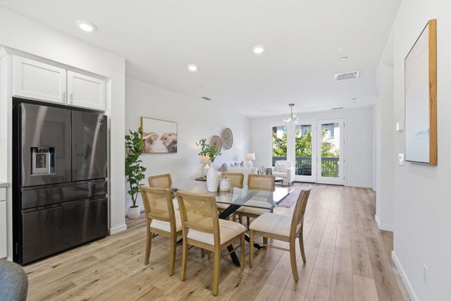 541 San Marcos Terrace 2, Sunnyvale, CA 94085