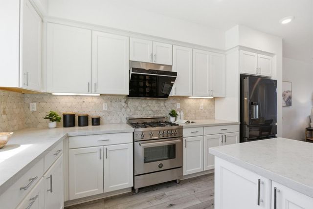 541 San Marcos Terrace 2, Sunnyvale, CA 94085