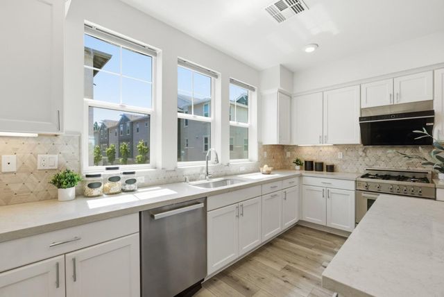 541 San Marcos Terrace 2, Sunnyvale, CA 94085