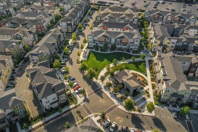 541 San Marcos Terrace 2, Sunnyvale, CA 94085