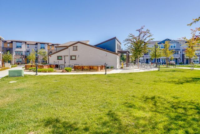 541 San Marcos Terrace 2, Sunnyvale, CA 94085