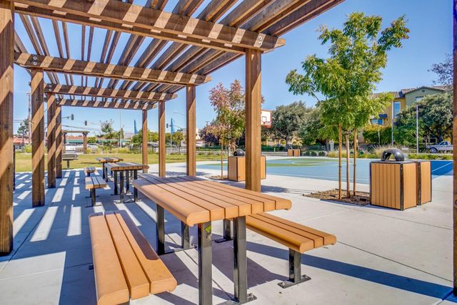 541 San Marcos Terrace 2, Sunnyvale, CA 94085