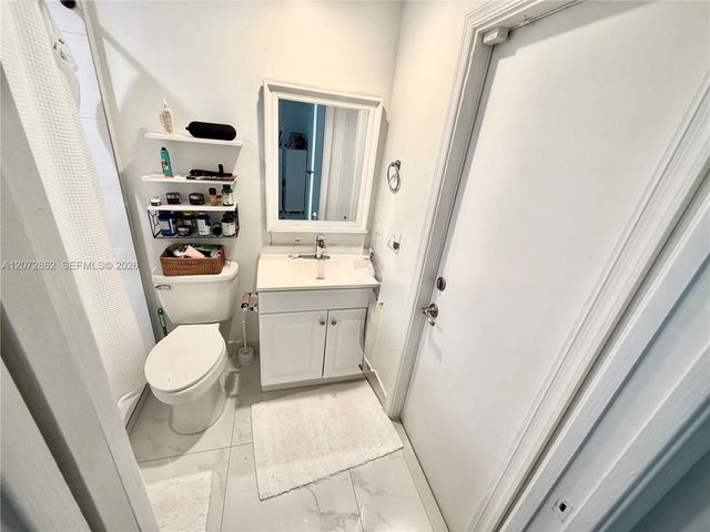 16747 NW 10th Street, Pembroke Pines, FL 33028