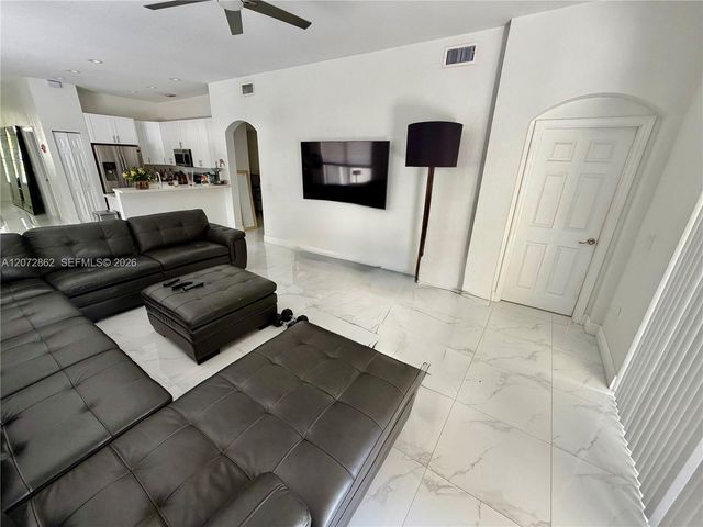 16747 NW 10th Street, Pembroke Pines, FL 33028