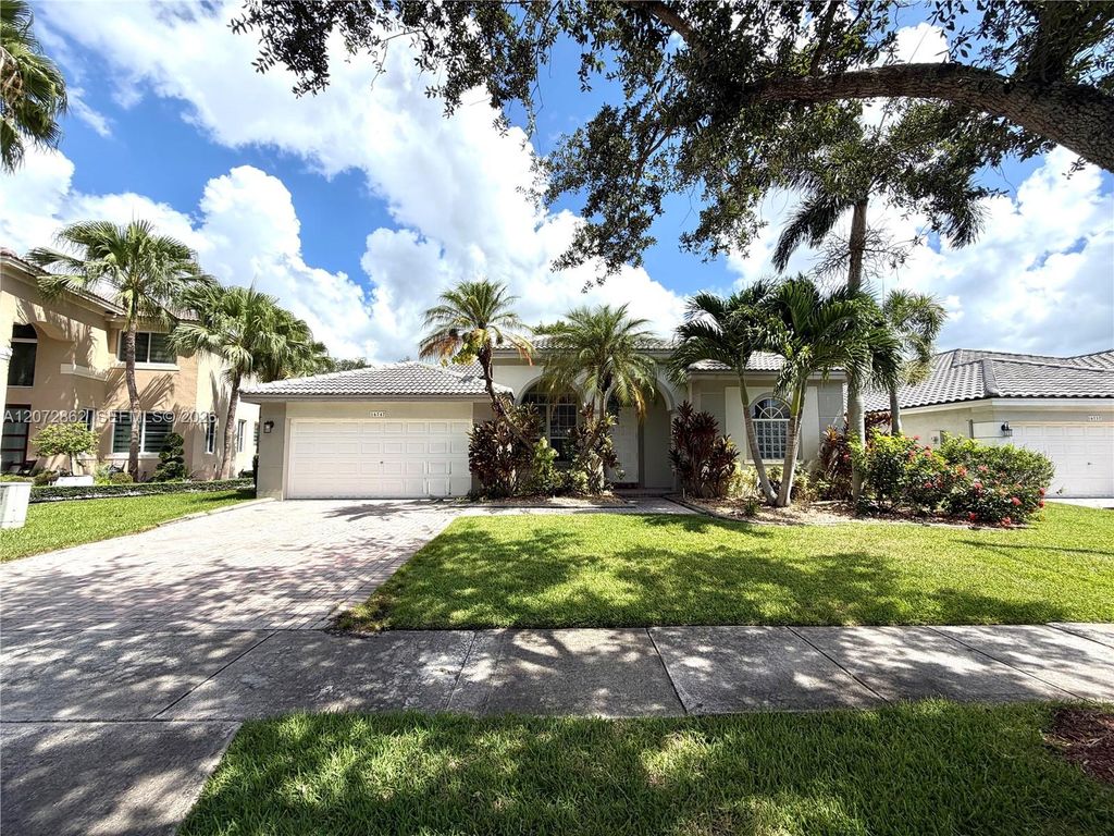 16747 NW 10th Street, Pembroke Pines, FL 33028