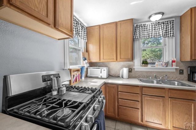 609 Rudd Ave, Canon City, CO 81212