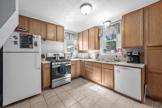 609 Rudd Ave, Canon City, CO 81212