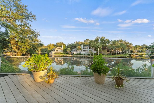 30 Hearthwood Dr, Hilton Head Island, SC 29928