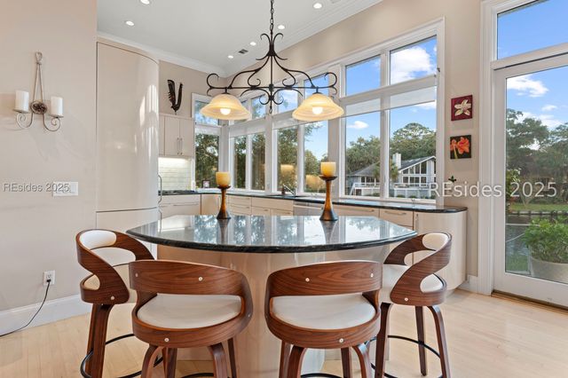 30 Hearthwood Dr, Hilton Head Island, SC 29928