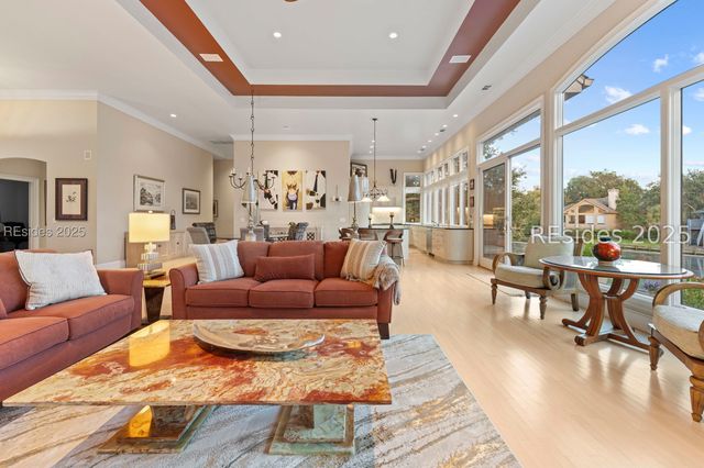 30 Hearthwood Dr, Hilton Head Island, SC 29928