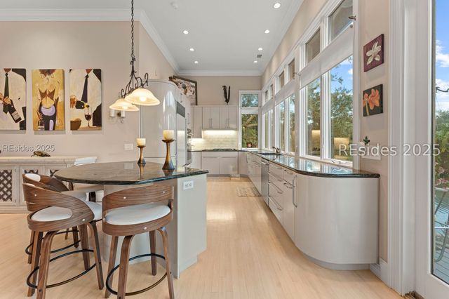 30 Hearthwood Dr, Hilton Head Island, SC 29928