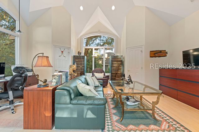 30 Hearthwood Dr, Hilton Head Island, SC 29928