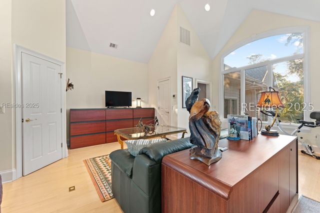 30 Hearthwood Dr, Hilton Head Island, SC 29928