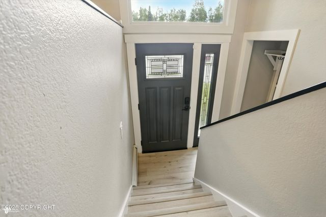 7515 E 20th Avenue, Anchorage, AK 99504