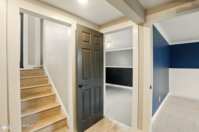 7515 E 20th Avenue, Anchorage, AK 99504