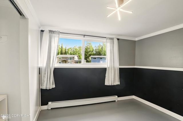 7515 E 20th Avenue, Anchorage, AK 99504