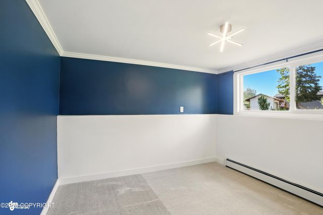 7515 E 20th Avenue, Anchorage, AK 99504