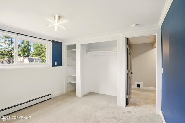 7515 E 20th Avenue, Anchorage, AK 99504