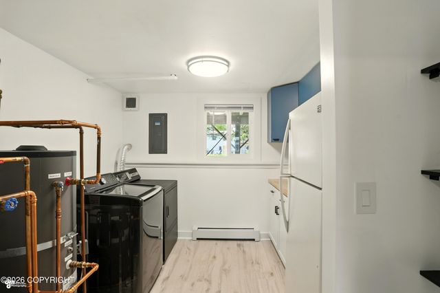 7515 E 20th Avenue, Anchorage, AK 99504