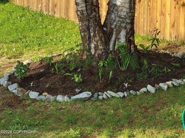 7515 E 20th Avenue, Anchorage, AK 99504