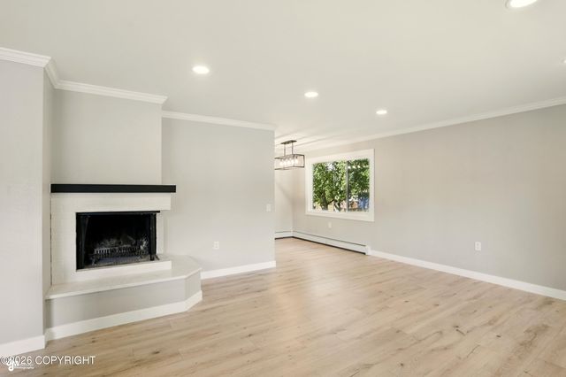 7515 E 20th Avenue, Anchorage, AK 99504