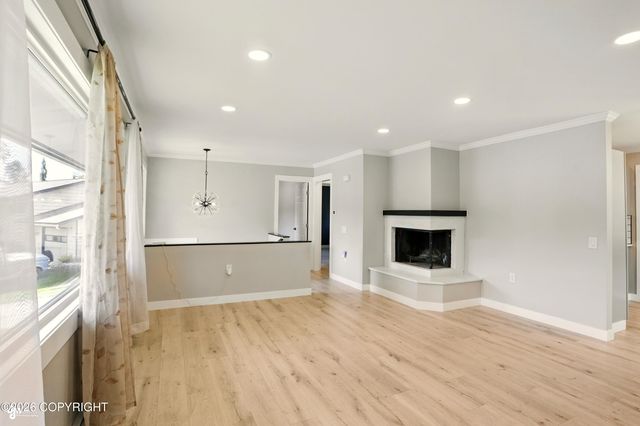 7515 E 20th Avenue, Anchorage, AK 99504