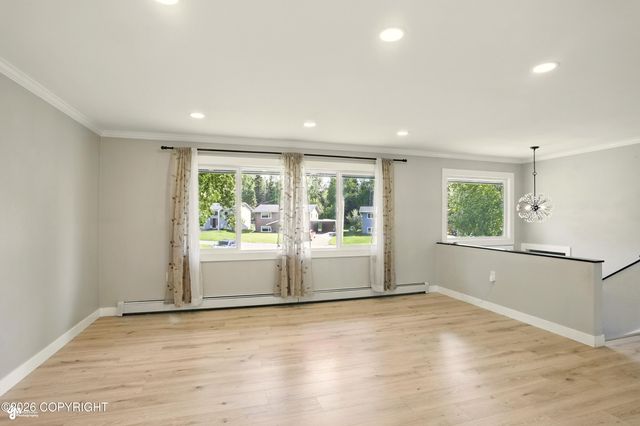 7515 E 20th Avenue, Anchorage, AK 99504