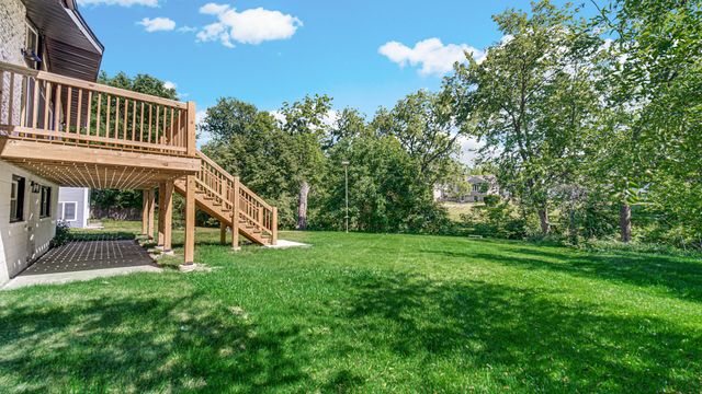 54 Indian Trail, Merrillville, IN 46410