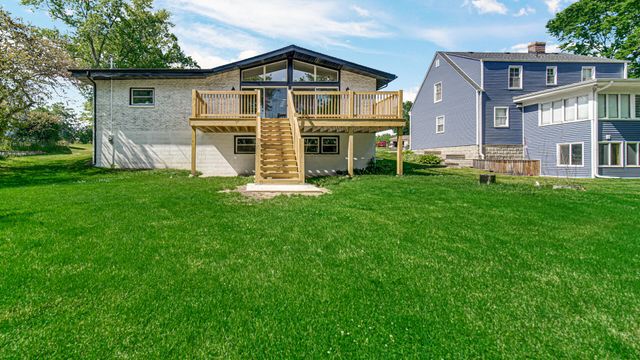 54 Indian Trail, Merrillville, IN 46410