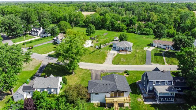 54 Indian Trail, Merrillville, IN 46410