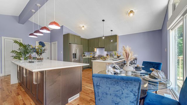 54 Indian Trail, Merrillville, IN 46410