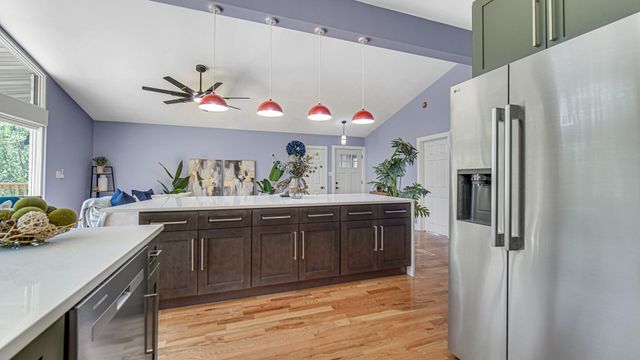 54 Indian Trail, Merrillville, IN 46410
