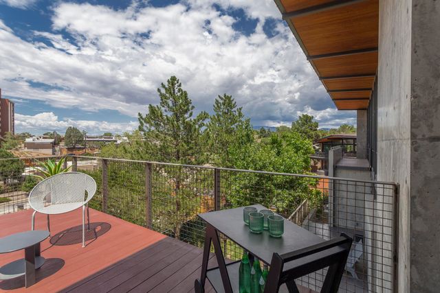 1105 Marquette Place NE, Albuquerque, NM 87106