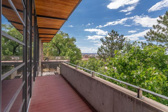 1105 Marquette Place NE, Albuquerque, NM 87106