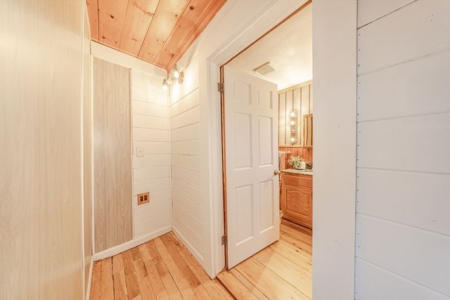 95 Cherry St, Middleboro, MA 02346