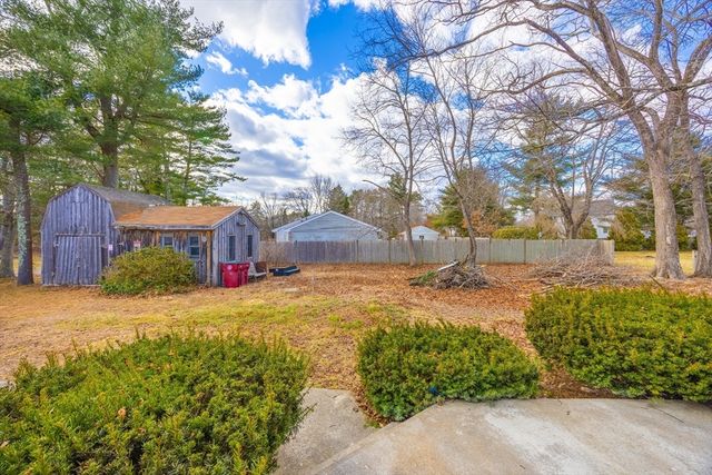 95 Cherry St, Middleboro, MA 02346