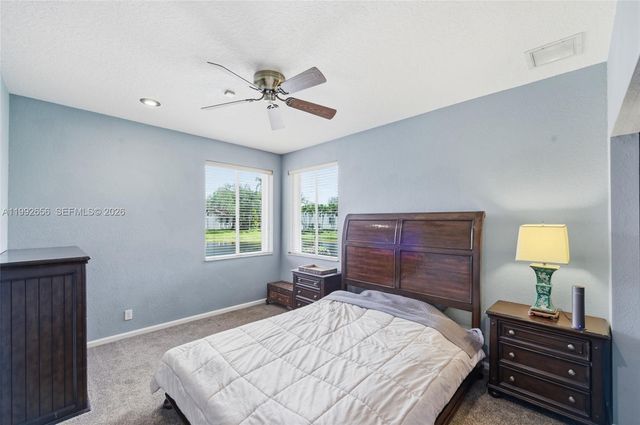 3038 Lakewood Dr, Weston, FL 33332