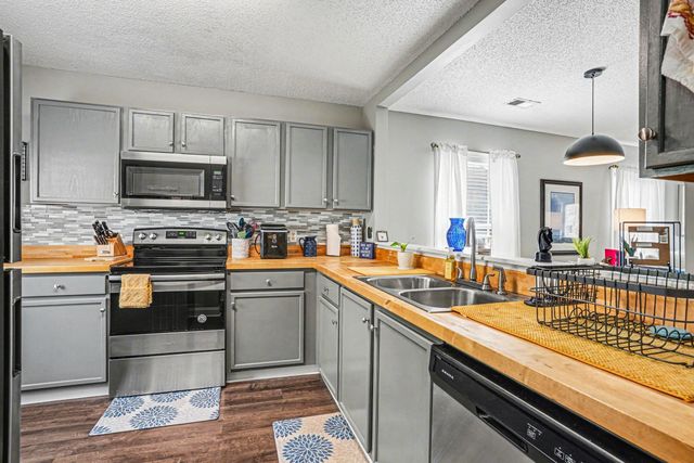 125 Bellegrove Dr., Myrtle Beach, SC 29579