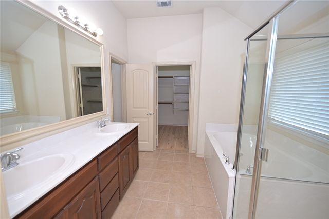 1500 Dun Horse Drive, Fort Worth, TX 76052