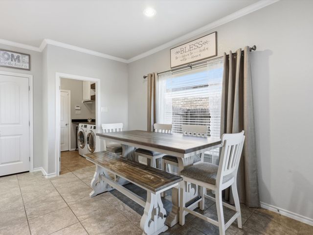 11056 Erinmoor Trail, Fort Worth, TX 76052