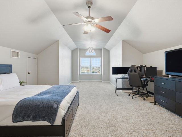 11056 Erinmoor Trail, Fort Worth, TX 76052