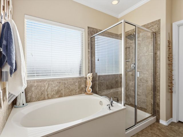 11056 Erinmoor Trail, Fort Worth, TX 76052