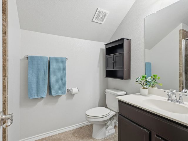 11056 Erinmoor Trail, Fort Worth, TX 76052