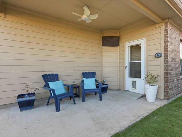 11056 Erinmoor Trail, Fort Worth, TX 76052