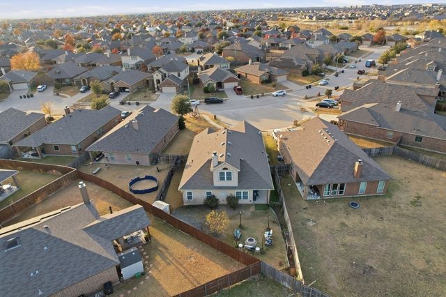 11056 Erinmoor Trail, Fort Worth, TX 76052